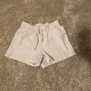 Lululemon on the fly shorts